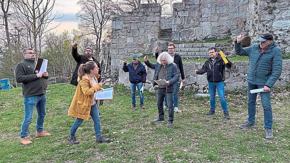 Alles h&ouml;rt auf den Regisseur.