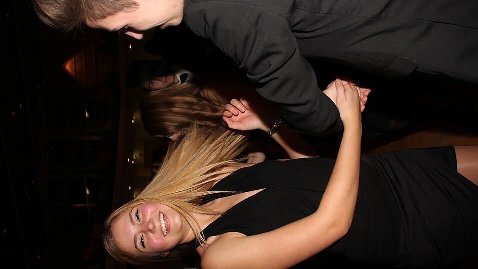 Die Bilder vom Abschlussball der Tanzschule Seidel in der Fraunhofer-Halle am 28. November. Die Bilder vom Abschlussball der Tanzschule Seidel in der Fraunhofer-Halle am 28. November.