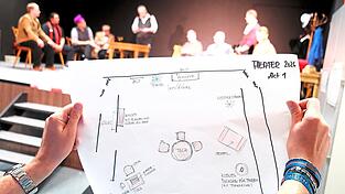 Bei der Probe ihrer Theatergruppe vergessen die Gefangenen oft, dass sie hinter Gittern sitzen.