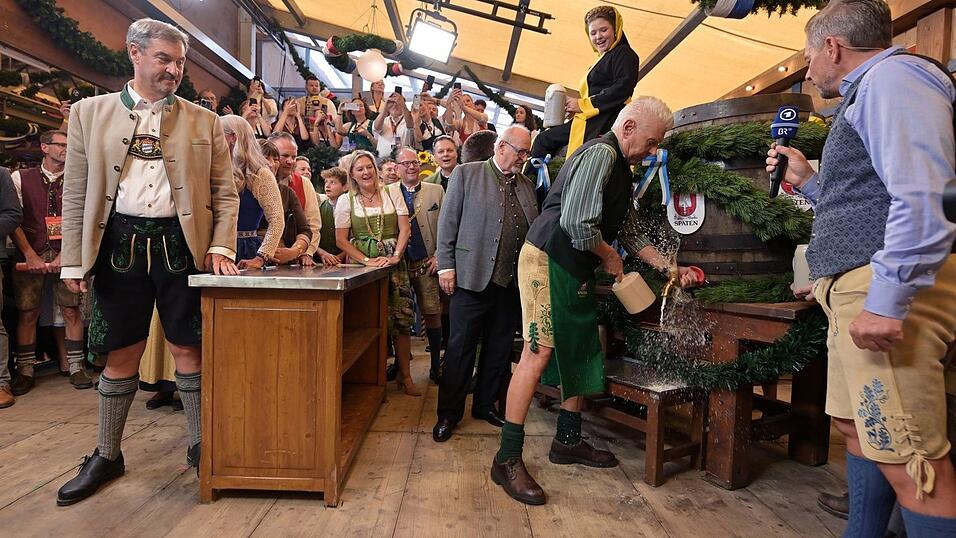 Das Anzapfen zum offiziellen Wiesn-Start ist Chefsache - also Aufgabe des Münchner Oberbürgermeisters. Das Anzapfen zum offiziellen Wiesn-Start ist Chefsache - also Aufgabe des Münchner Oberbürgermeisters.