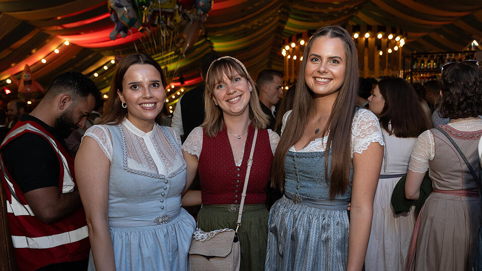 Die Partybilder vom Freitag, 11. August 2023, aus dem Festzelt Wenisch. Die Partybilder vom Freitag, 11. August 2023, aus dem Festzelt Wenisch.