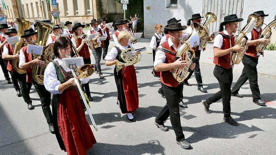 Das Blasorchester Furth im Wald spielte auf. Das Blasorchester Furth im Wald spielte auf.