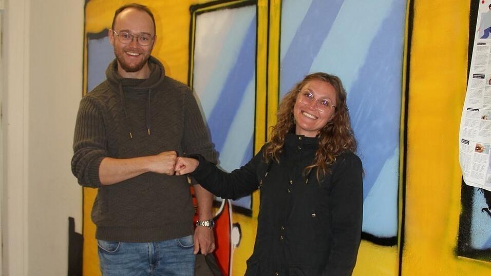 Der ehemalige Stadtjugendpfleger Lukas Weller hält seine Nachfolgerin Kristina Demmelmaier für eine gute Wahl. Der ehemalige Stadtjugendpfleger Lukas Weller hält seine Nachfolgerin Kristina Demmelmaier für eine gute Wahl.