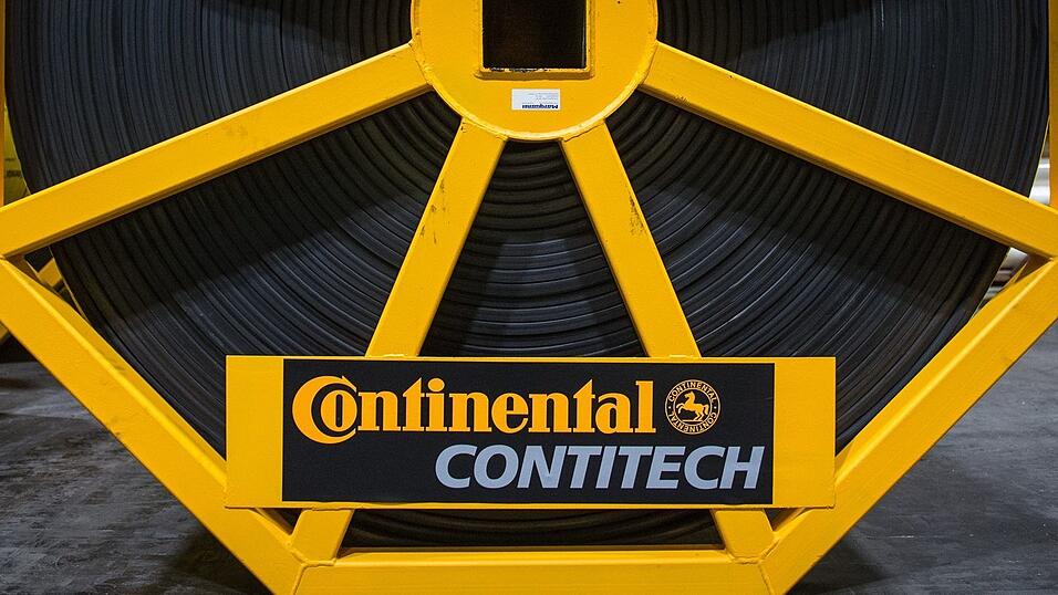 Continental verkauft seine Kunststofftechnik-Tochter Contitech - Gewerkschaft und Betriebsrat fordern vom Käufer Zusagen ein. (Archivbild) Continental verkauft seine Kunststofftechnik-Tochter Contitech - Gewerkschaft und Betriebsrat fordern vom Käufer Zusagen ein. (Archivbild)