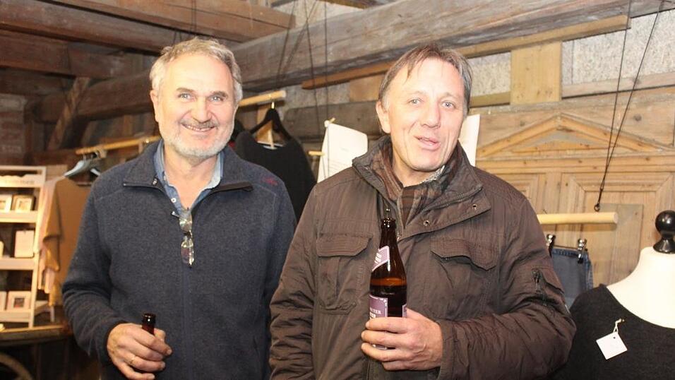 In Landshut lockten am Wochenende der Kunsthandwerkermarkt und die H&uuml;ttengaudi zahlreiche Besucher an.