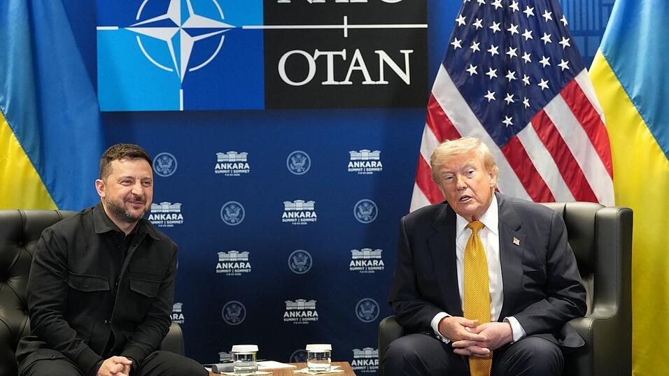 Trump sagt Selenskyj eine Lizenz für Patriot-Flugabwehrraketen zu. (Archivbild) Trump sagt Selenskyj eine Lizenz für Patriot-Flugabwehrraketen zu. (Archivbild)
