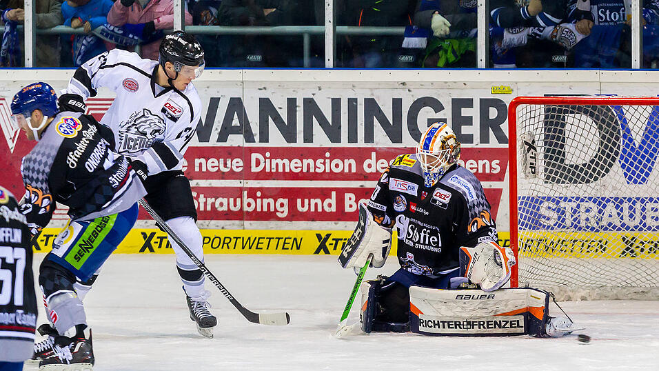 Gegen die anderen Tiger aus Nürnberg verloren die Straubinger mit 1:2 nach Verlängerung. Gegen die anderen Tiger aus Nürnberg verloren die Straubinger mit 1:2 nach Verlängerung.