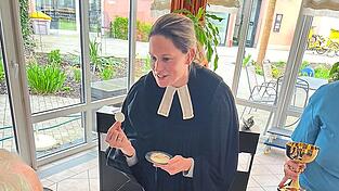 Pfarrerin Johanna Krieger ist eine der Kursleiterinnen.