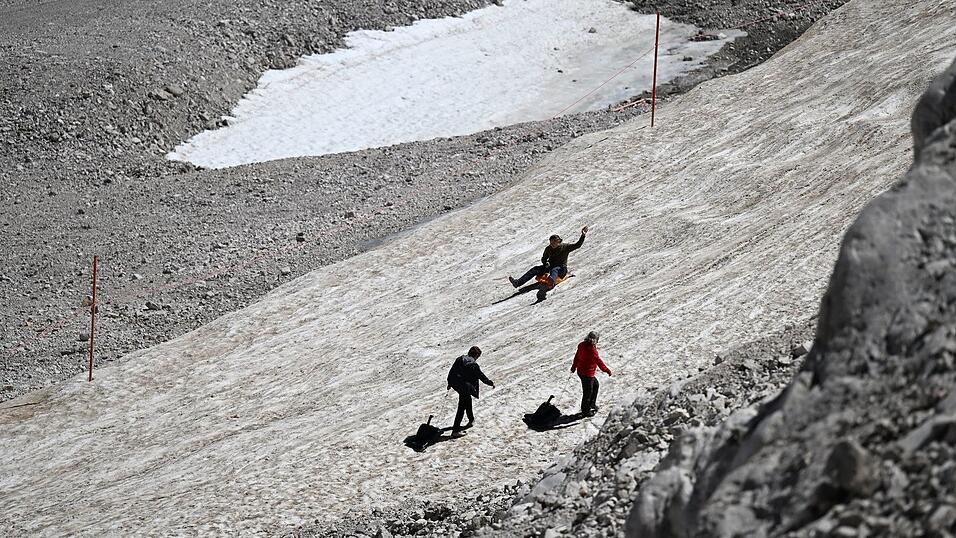 Rodeln an der Zugspitze soll bequemer werden. (Archivbild)