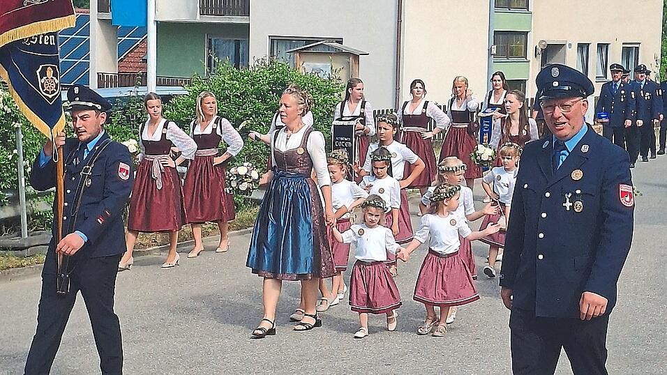 Beim Kirchenzug am Sonntagmorgen. Beim Kirchenzug am Sonntagmorgen.