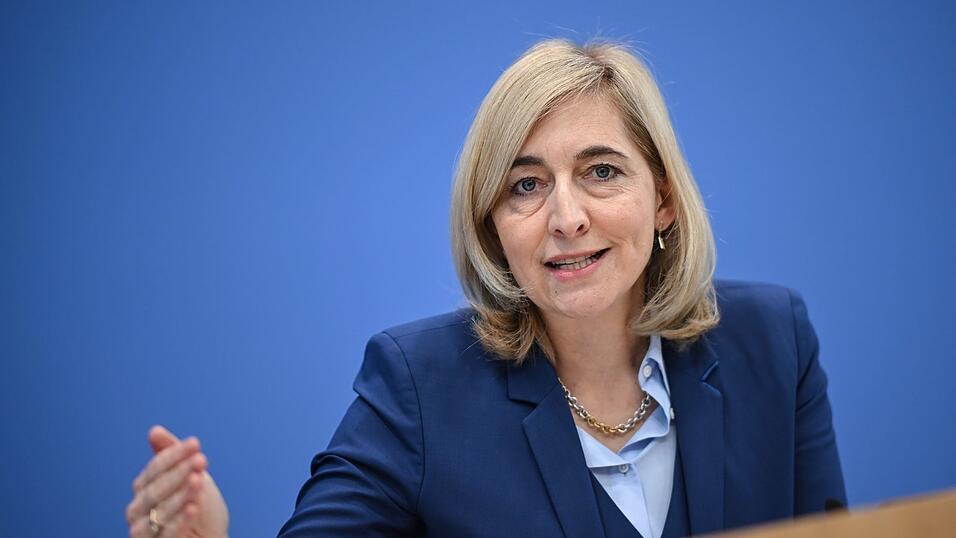 Ministerin Warken will bei Einsparungen «alle Bereiche mit ins Boot» holen. Ministerin Warken will bei Einsparungen «alle Bereiche mit ins Boot» holen.