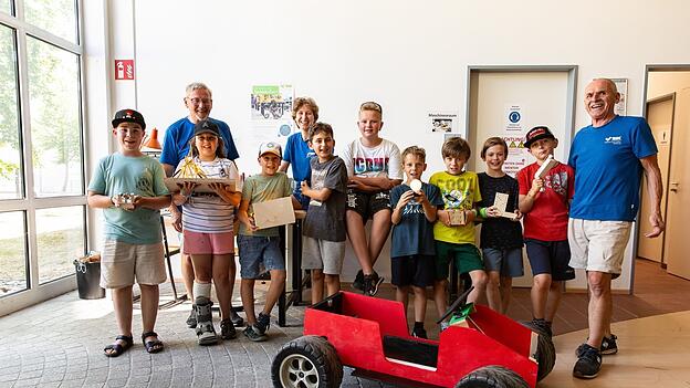 Die Teilnehmer des Technikhauses probierten sich j&uuml;ngst am Bau einer motorisierten Seifenkiste.