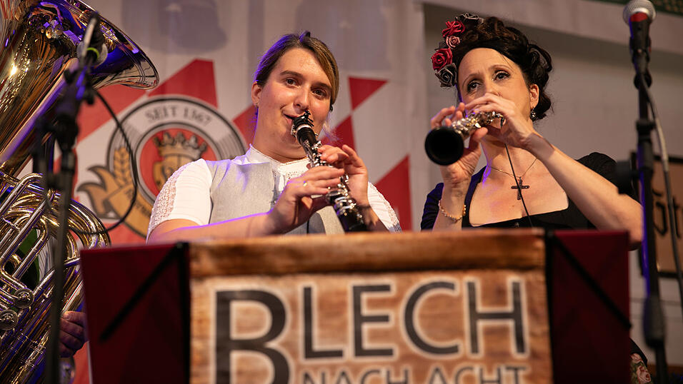 Die Partybilder vom Mittwoch, 13. August, aus dem Festzelt Greindl. Die Partybilder vom Mittwoch, 13. August, aus dem Festzelt Greindl.