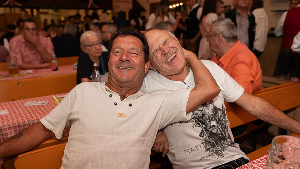 Die Partybilder vom Freitag, 11. August 2023, aus dem Festzelt Greindl. Die Partybilder vom Freitag, 11. August 2023, aus dem Festzelt Greindl.