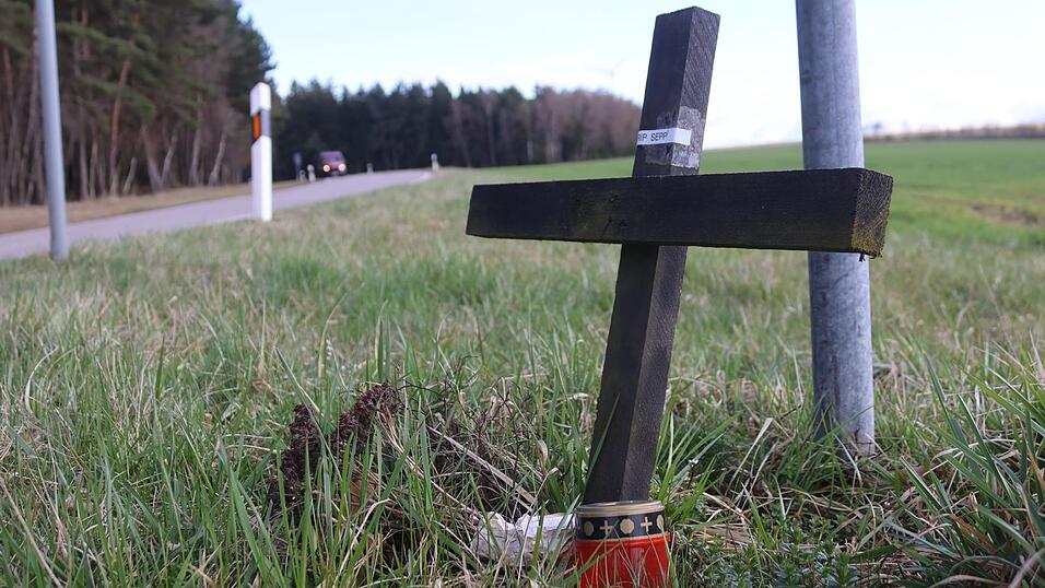 Zwei Autofahrer kamen 2025 auf den Stra&szlig;en im Inspektionsbereich der Rodinger Polizei ums Leben. Besorgniserregend ist auch die Zahl derer, die sich mit Alkohol und Drogen ans Steuer setzen.