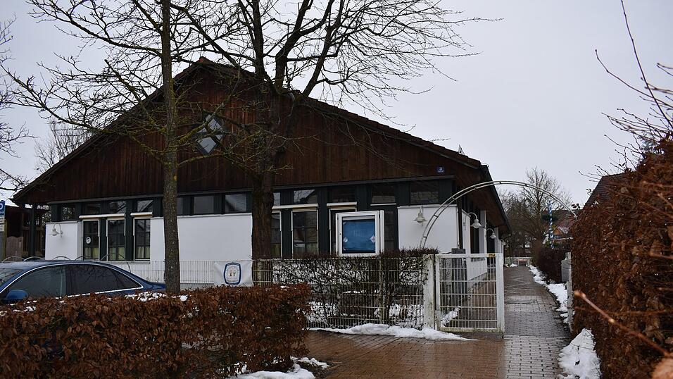 Die Erzieherinnen der Villa Kunterbunt bleiben auch während der Schließung mit den Kindern in Kontakt. Die Erzieherinnen der Villa Kunterbunt bleiben auch während der Schließung mit den Kindern in Kontakt.