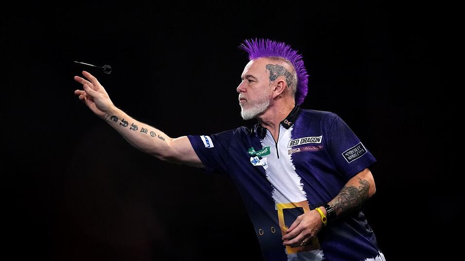 Peter Wright startete schwach in die Partie - und wurde noch schw&auml;cher.