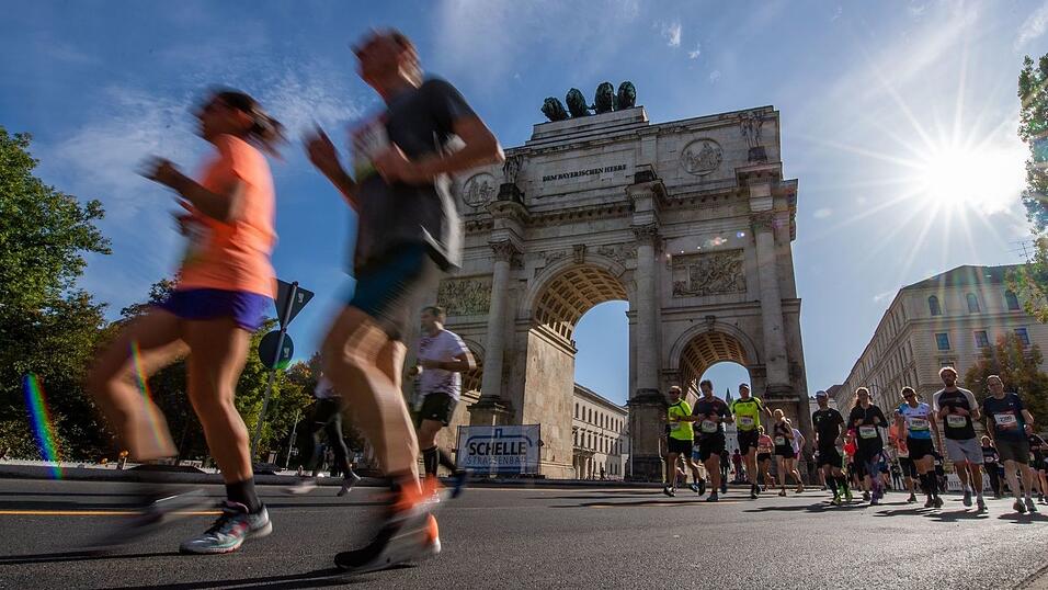 An diesem Sonntag ist es wieder so weit: Tausende werden zum Marathon-Lauf durch München erwartet. (Archivbild)