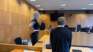 Die Angeklagte sitzt im Münchner Männergefängnis in U-Haft. Die Angeklagte sitzt im Münchner Männergefängnis in U-Haft.