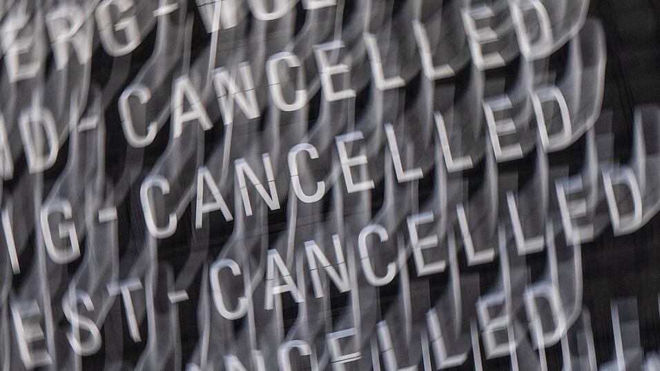 Im vergangenen Jahr sind weniger Beschwerden bei der Schlichtungsstelle Reise und Verkehr eingegangen. (Archivbild)