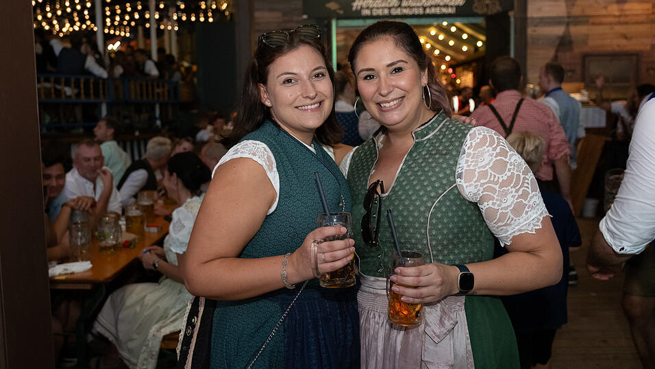 Die Partybilder vom Montag, 14. August 2023, aus dem Festzelt Wenisch. Die Partybilder vom Montag, 14. August 2023, aus dem Festzelt Wenisch.