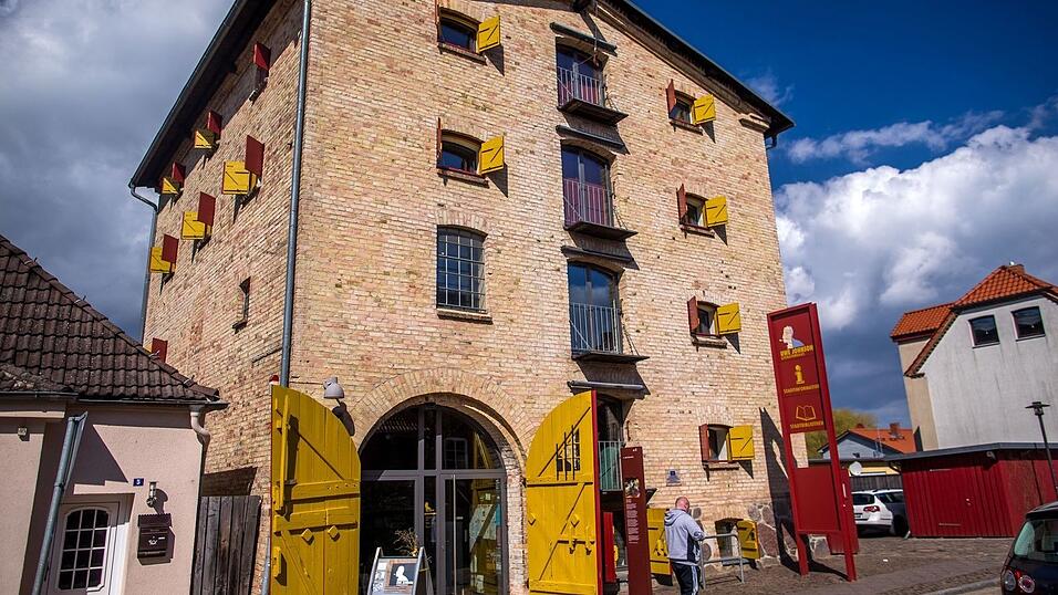 Die Veranstaltung sollte im Literaturhaus «Uwe Johnson» stattfinden. (Archivbild)