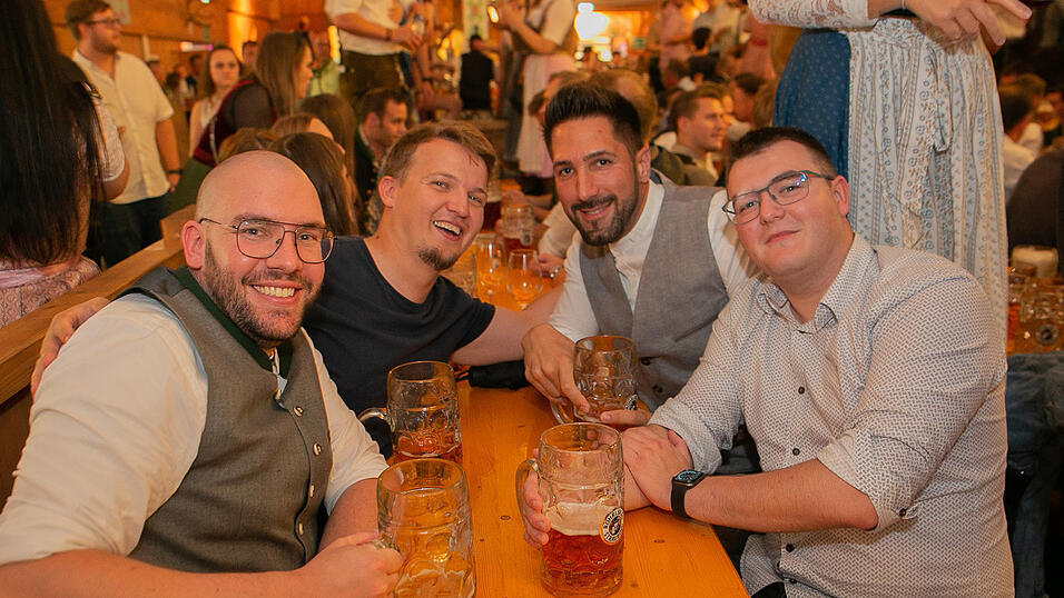 Die Partybilder von Samstag, 20. August 2022, aus dem Festzelt Weckmann.