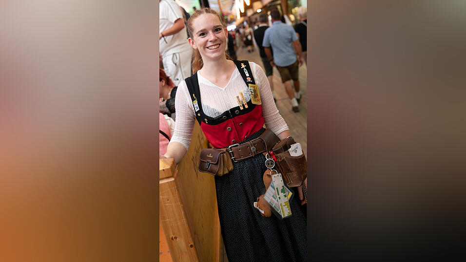 Die Partybilder vom Freitag, 15. August, aus dem Festzelt Nothaft. Die Partybilder vom Freitag, 15. August, aus dem Festzelt Nothaft.