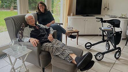 Seit April besuchte die Ehrenamtliche des Hospizvereins Landshut, Karin Strobl, den 82-jährigen Richard Bechinger. Seit April besuchte die Ehrenamtliche des Hospizvereins Landshut, Karin Strobl, den 82-jährigen Richard Bechinger.