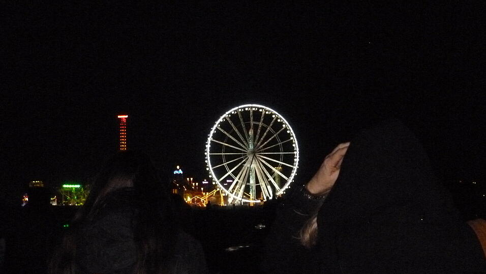 Anika war auf dem Christkindlmarkt in London.