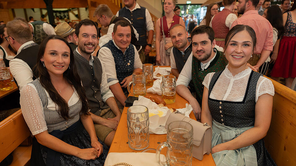 Die Partybilder vom Samstag, 12. August 2023, aus dem Festzelt Nothaft. Die Partybilder vom Samstag, 12. August 2023, aus dem Festzelt Nothaft.