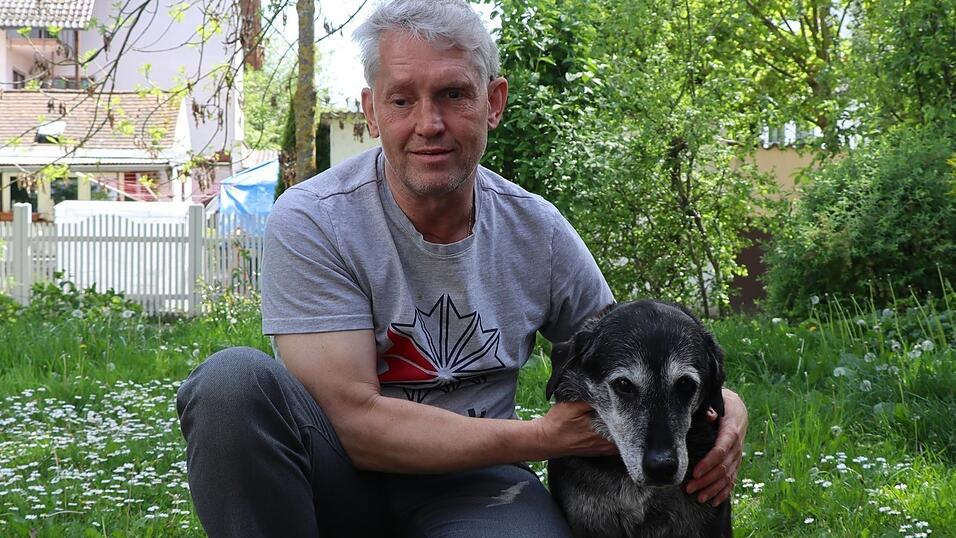 Ein Bild aus noch halbwegs guten Tagen im Frühjahr, Ralph Zimmerhansl mit seiner treuen Zinga, mit der er seit 2013 zu einem unschlagbaren Gespann zusammengewachsen ist.
