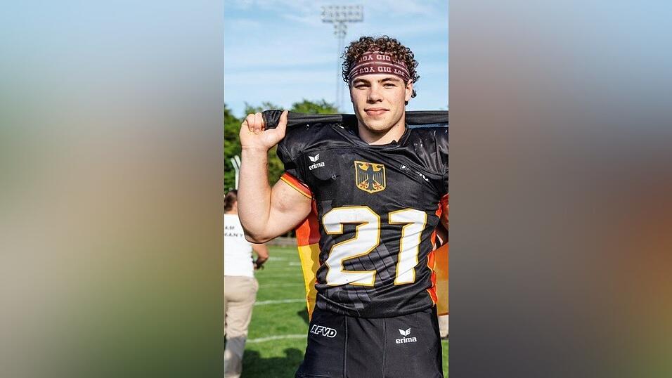 Luca Aigner ist ein Spieler beim U19-Nationalteam. Luca Aigner ist ein Spieler beim U19-Nationalteam.