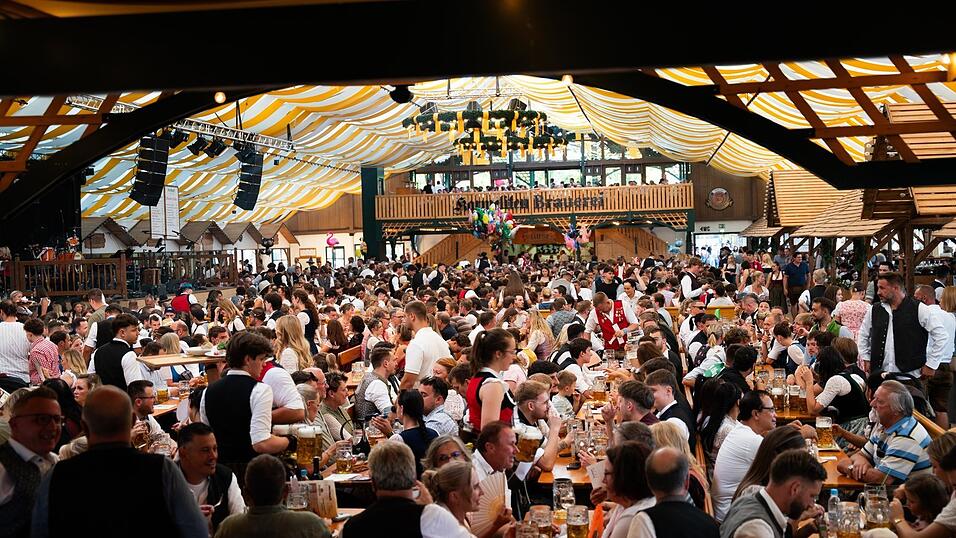 Die Partybilder vom Samstag, 15. August, aus dem Festzelt Nothaft.