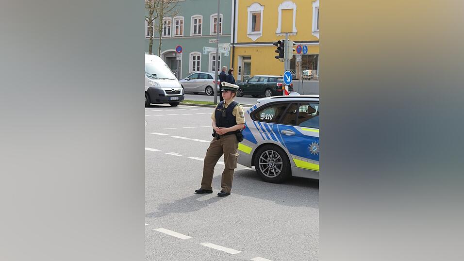 Christina Zankl, 18, macht eine Ausbildung zur Polizistin.