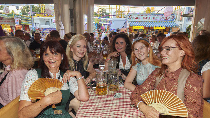 Die Partybilder vom Montag, 14. August 2023, aus dem Festzelt Lechner.