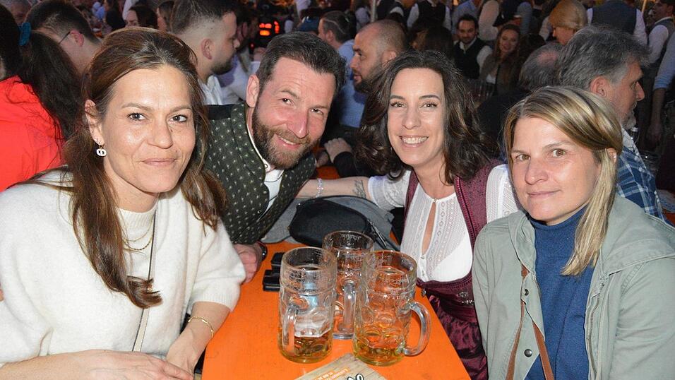 Viele Landshuter feierten am Freitag auf der Dult.&nbsp;