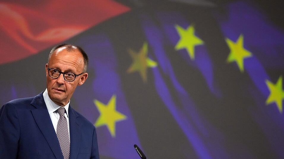 Der deutsche Bundeskanzler Friedrich Merz (CDU) stellt sich in Brüssel vor. Der deutsche Bundeskanzler Friedrich Merz (CDU) stellt sich in Brüssel vor.