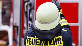 Bei dem Brand in Offingen waren sieben Feuerwehren im Einsatz. (Symbolbild) Bei dem Brand in Offingen waren sieben Feuerwehren im Einsatz. (Symbolbild)