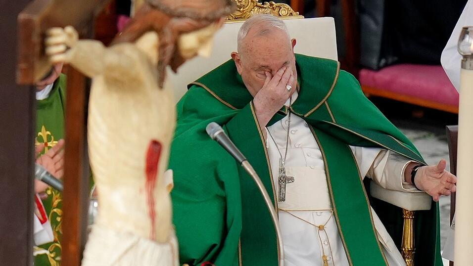 In den Wintermonaten ist Papst Franziskus häufig gesundheitlich angeschlagen. (Archivbild)