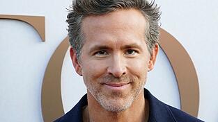 Hollywood-Star Ryan Reynolds («Deadpool») steht eigenen Angaben zufolge nicht gerne an seinem Geburtstag im Mittelpunkt. (Archivbild) Hollywood-Star Ryan Reynolds («Deadpool») steht eigenen Angaben zufolge nicht gerne an seinem Geburtstag im Mittelpunkt. (Archivbild)