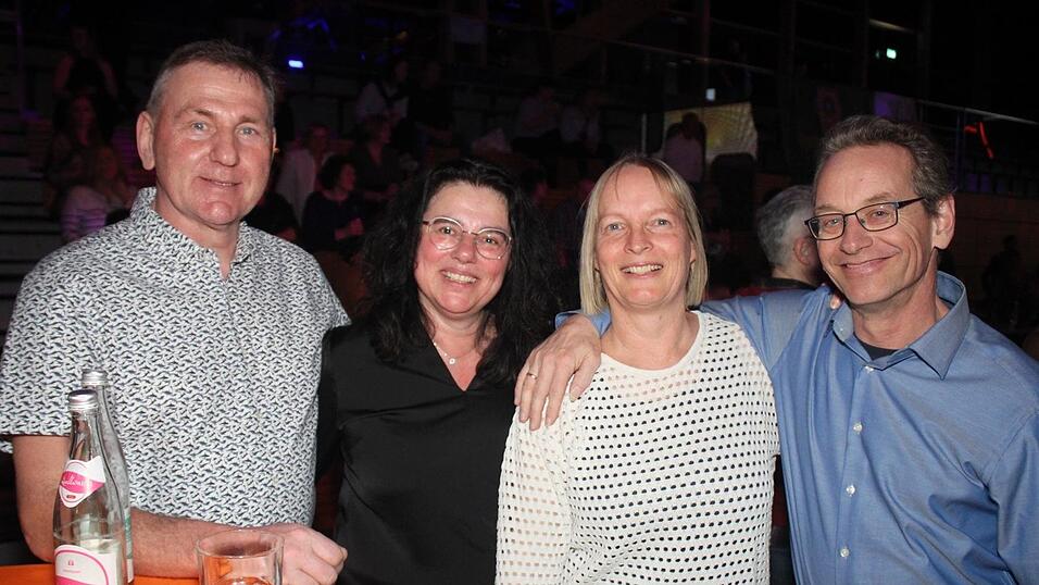 Auf der Eskara &Uuml;30-Party in Essenbach war wieder viel los.