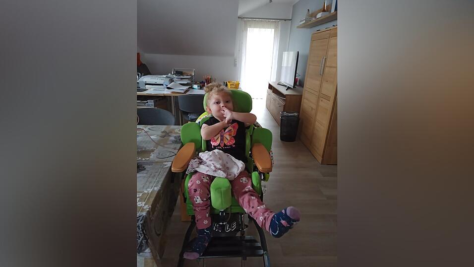 Die sechsjährige Lorena hat einen Gendefekt. Die sechsjährige Lorena hat einen Gendefekt.