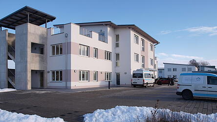 Die neue Seniorentagesst&auml;tte Kammerer ist im Gesundheitszentrum Pellkofer in der Herren&auml;ckerstra&szlig;e 13 in Gro&szlig;k&ouml;llnbach gleich neben dem Feuerwehrger&auml;tehaus.