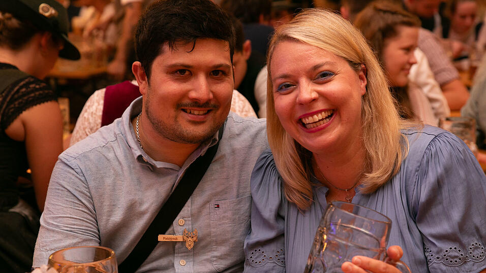Die Partybilder vom Samstag, 16. August, aus dem Festzelt Krönner. Die Partybilder vom Samstag, 16. August, aus dem Festzelt Krönner.