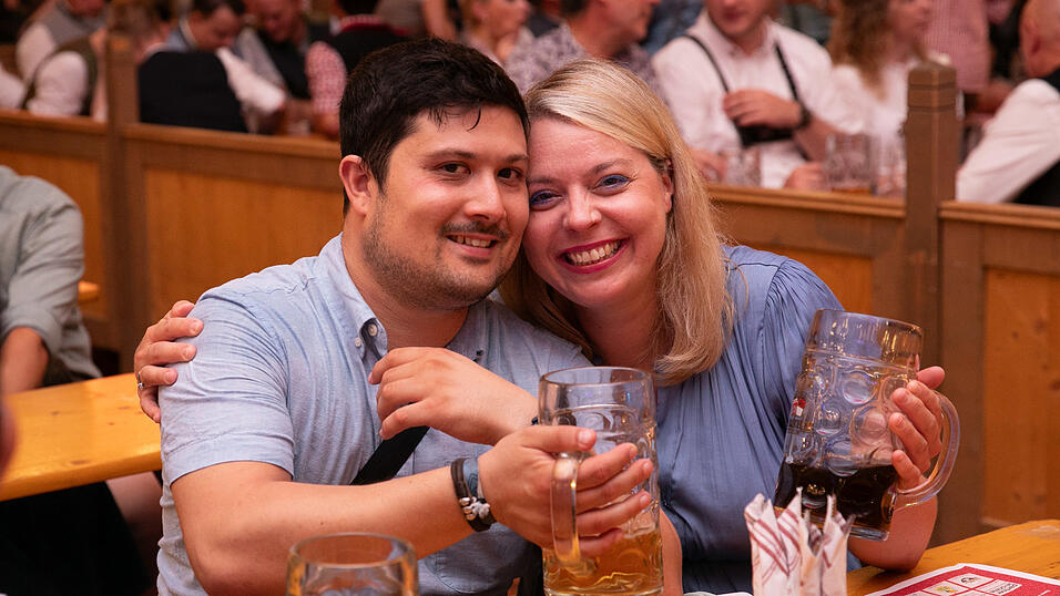 Die Partybilder vom Samstag, 16. August, aus dem Festzelt Krönner. Die Partybilder vom Samstag, 16. August, aus dem Festzelt Krönner.