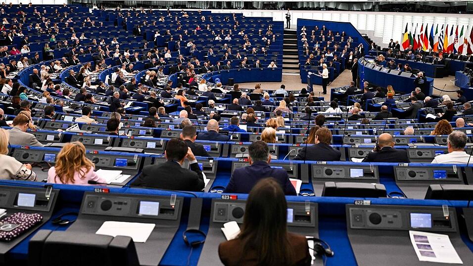 Der von Ursula von der Leyen als Vorbild f&uuml;r einen EU-Mechanismus erw&auml;hnte Artikel 4 sieht Beratungen vor, wenn sich ein Nato-Staat von au&szlig;en gef&auml;hrdet sieht.
