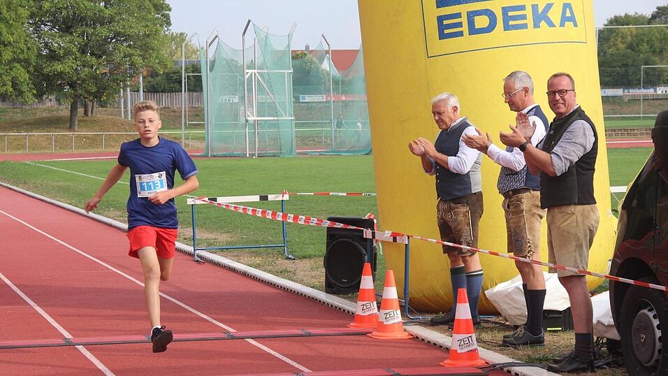 Am Montag fand der G&auml;ubodenvolksfestlauf statt.