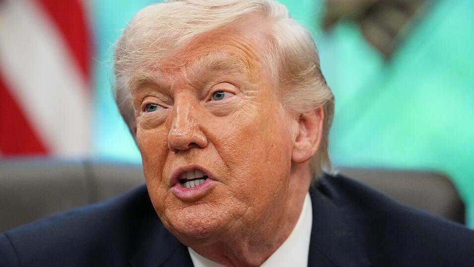 Trump erw&auml;gt Truppenreduzierung in Deutschland.