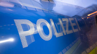 Die Polizei bittet um Hinweise aus der Bevölkerung. (Symbolfoto) Die Polizei bittet um Hinweise aus der Bevölkerung. (Symbolfoto)